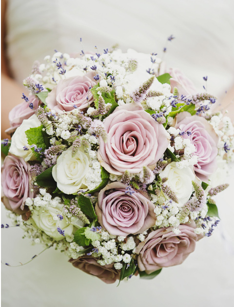 Stephanie Saunders Luxury Floral Design, Hannah and Adam's wedding, Gemma Williams, Birtsmorton Court