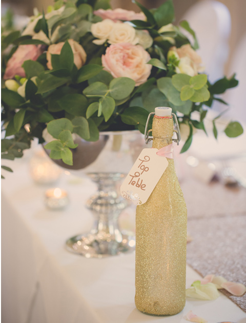 Stephanie Saunders Luxury Floral Design, Lucinda and Stuart's wedding, Belinda McCarthy, Hare and Hounds Tetbury