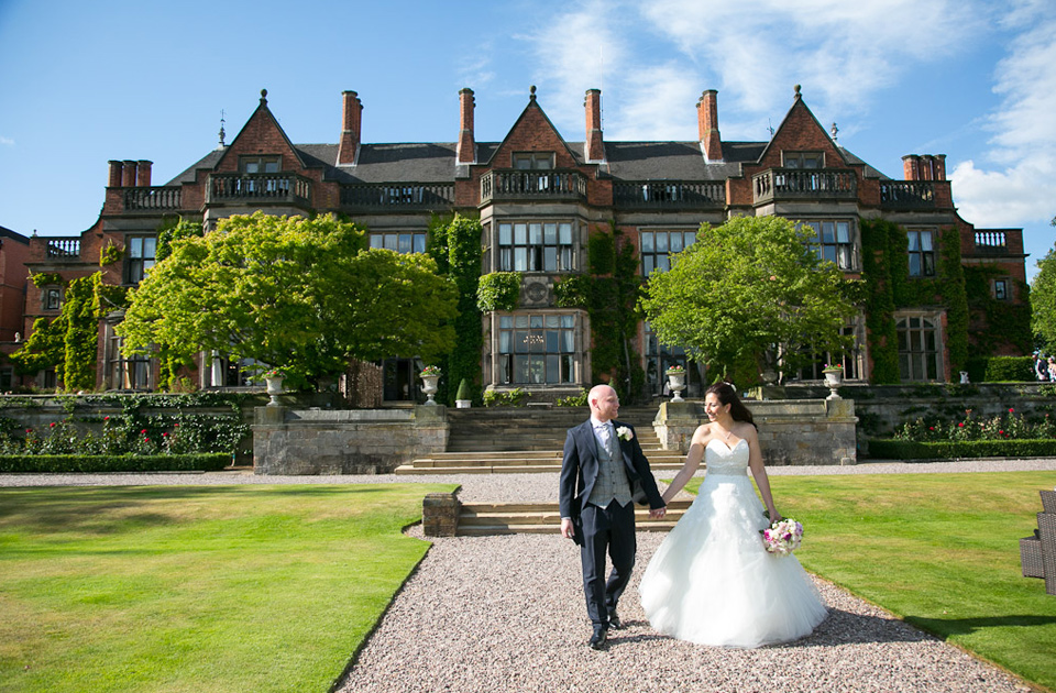Stephanie Saunders Luxury Floral Design, Tanya and Matt's wedding, Prestige Photography, Hoar Cross Hall